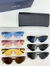 Picture of Dior Sunglasses _SKUfw55770828fw